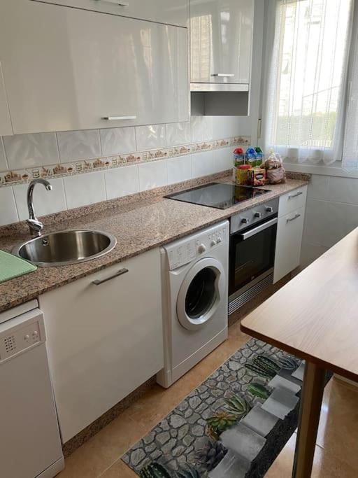 Carmarez Apartment Пуерто де Вега Екстериор снимка